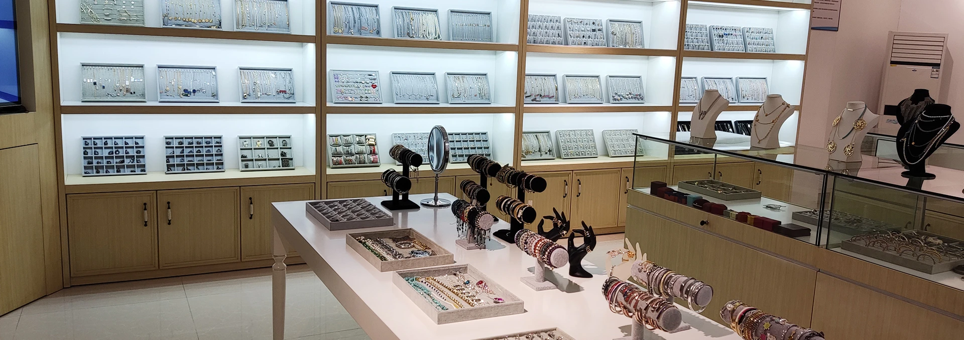 Usine de bijoux et d'artisanat de Guangzhou Changxing