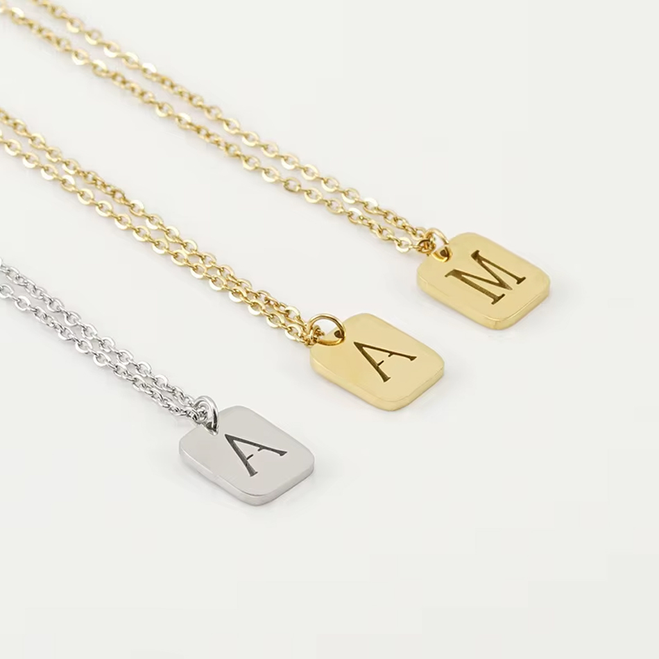 Bijoux personnalisés OEM creux délicat, lettre initiale de l'alphabet, pendentif en acier inoxydable, bijoux à la mode, collier, vente en gros