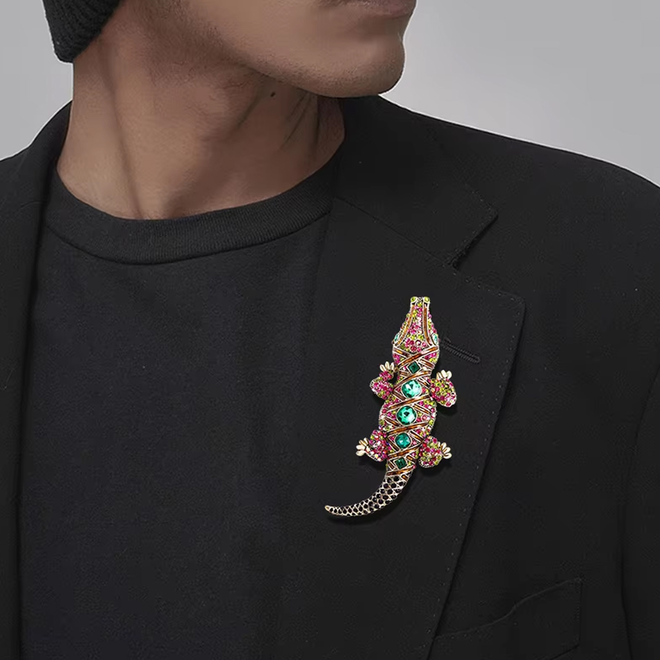 Broche en alliage de crocodile, bijoux personnalisés OEM, à la mode, strass, accessoires pour vêtements pour hommes et femmes