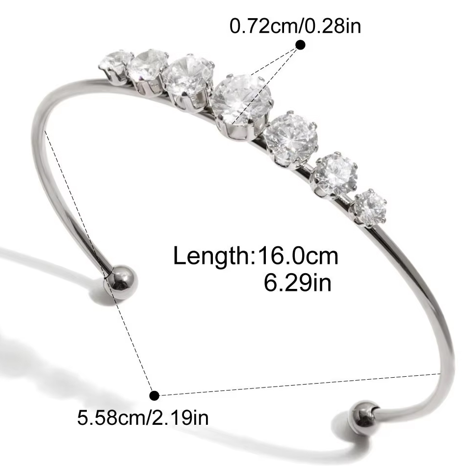 Bijoux personnalisés OEM en acier inoxydable pour femmes, bracelet géométrique ajouré en forme de cœur en zircone, vente en gros, fournisseur de bijoux