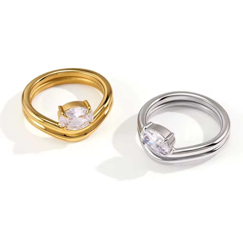 Bijoux personnalis&eacute;s OEM, bague ondul&eacute;e double couche en acier inoxydable pour femmes, fermoir ovale