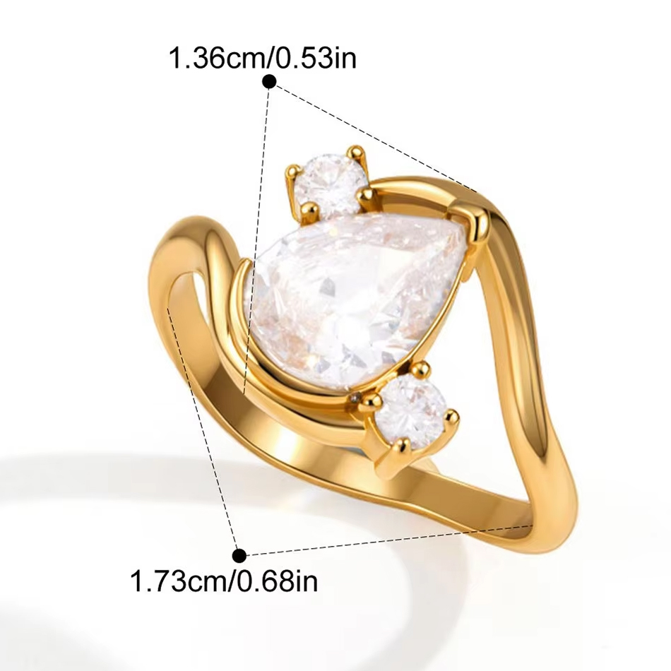 Bijoux personnalisés OEM anneaux en acier inoxydable hypoallergéniques imperméables bijoux sans décoloration PVD anneaux de mode en Zircon plaqué or 18 carats